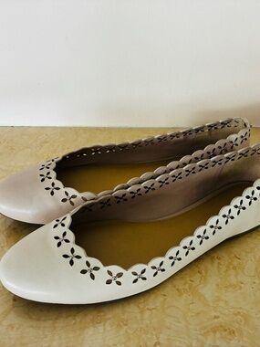 Michael Kors Thalia Slip-On Pink Ballet Leather Cutout Flats -Shoe SZ 9.5M EUC
